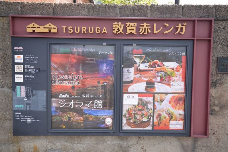 10赤レンガcafe.jpg
